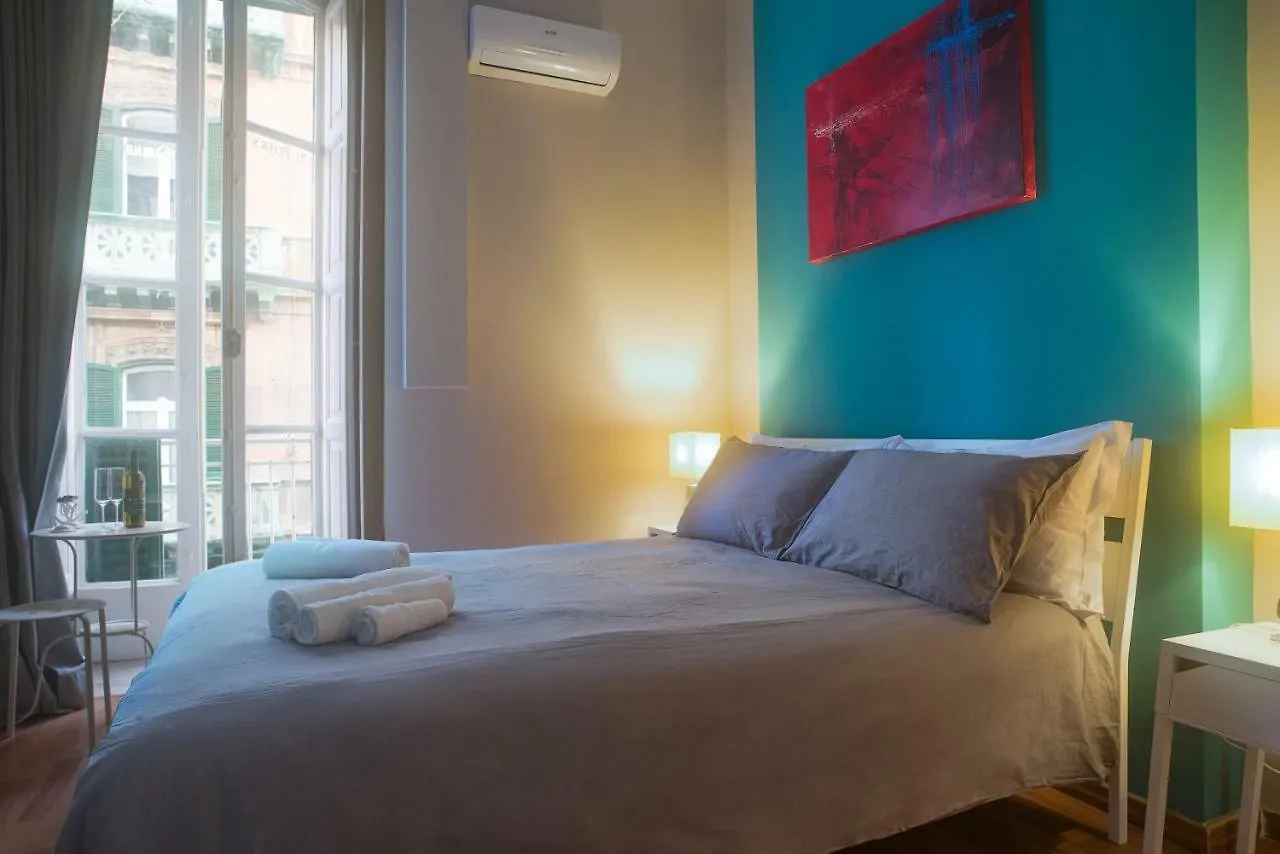 ** Alojamento de Acomodação e Pequeno-almoço Madà B&B Nápoles Itália